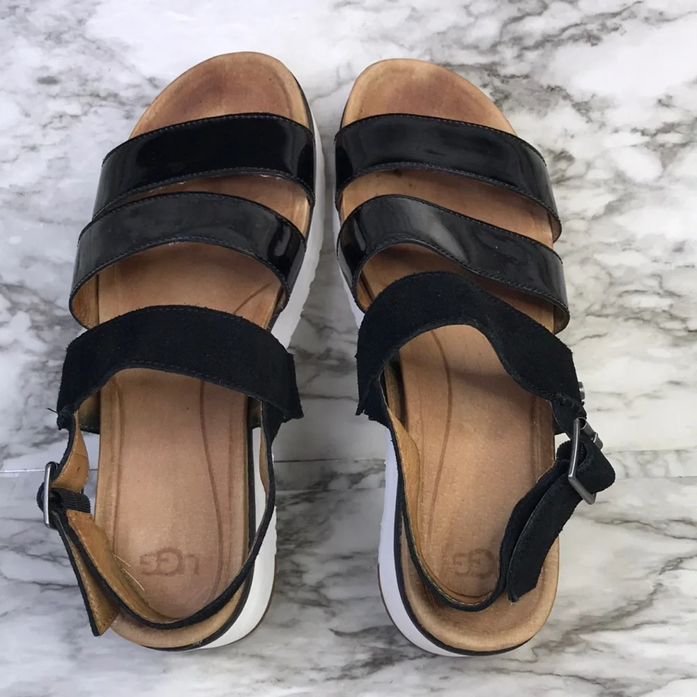 UGG Australia Womens Size 8 Braelynn Sandals Platform Black Patent/suede